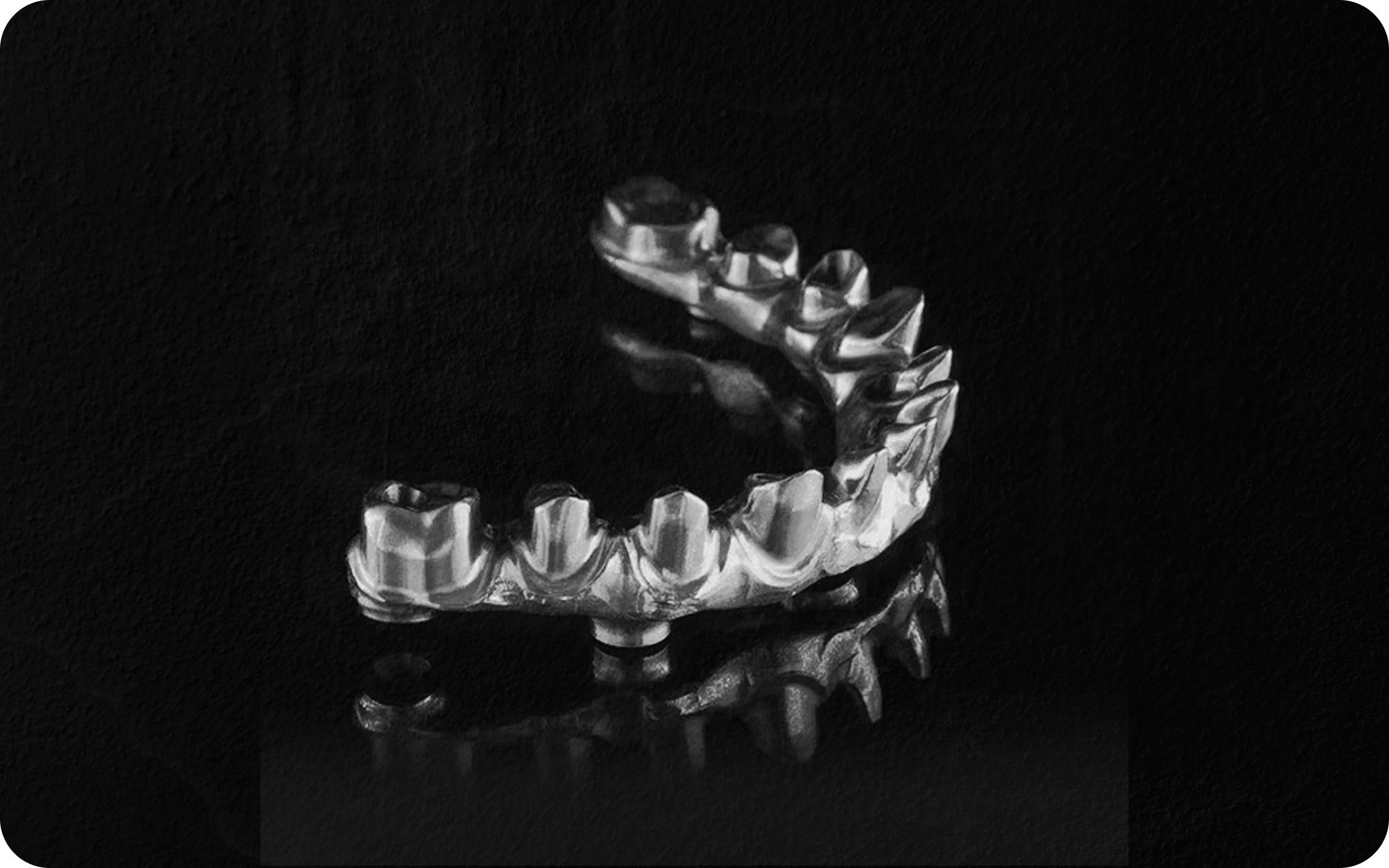 Luxur Titanium